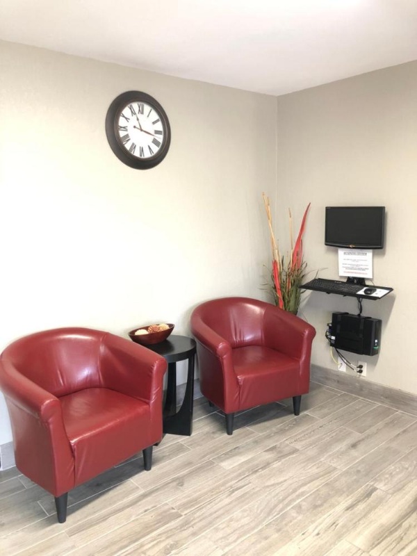 Super 8 by Wyndham Natchitoches image 21