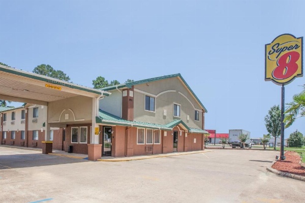 Super 8 by Wyndham Natchitoches image 30